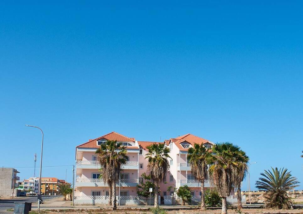 Апартаменты Santana - T2 Confortavel A 300 M Da Praia De Санта-Мария Экстерьер фото